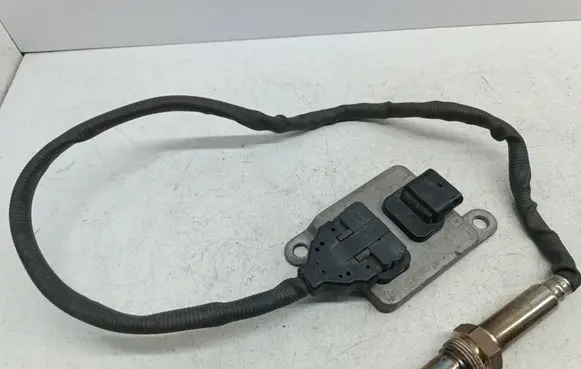 Mercedes-Benz Vito Viano W447 Lambda probe sensor A0009059703 0009059703