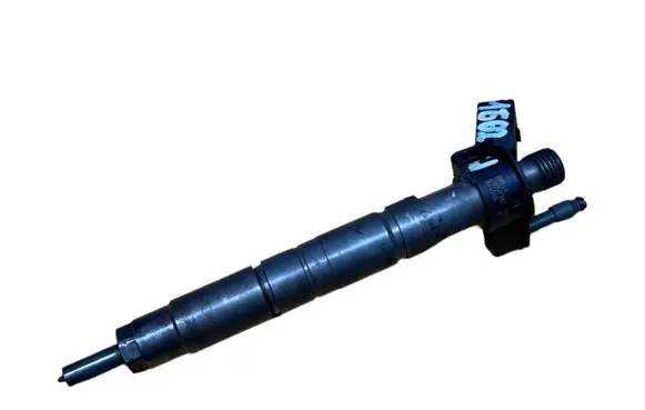 BMW 5 F10 F11 Fuel injector 7805428 0445116024