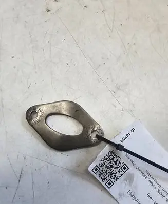 Audi A4 S4 B6 8E 8H Fuel Injector clamp holder 