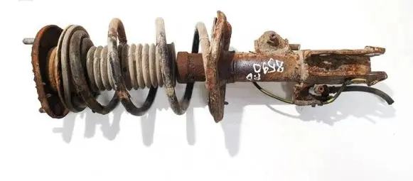 Toyota Auris 150 Front shock absorber/damper