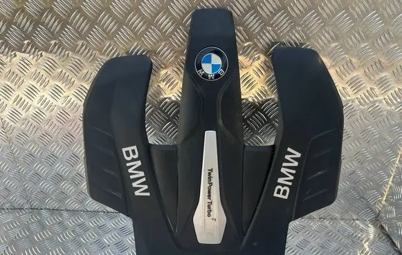 BMW 7 G11 G12 Engine cover (trim) 8602047