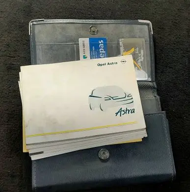 Opel Astra G Owners service history hand book 