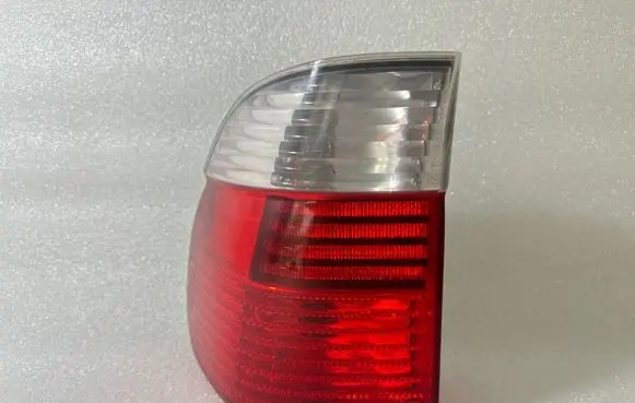 BMW 5 E39 Rear/tail lights 6902531 03022003