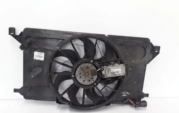 Volvo C70 Radiator cooling fan shroud 31261987