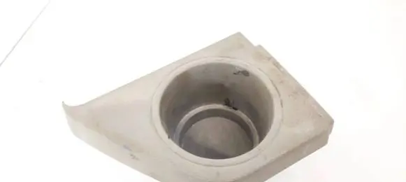 Volvo XC90 Cup holder 