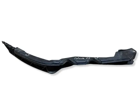 Skoda Octavia Mk2 (1Z) Front bumper mounting bracket 1Z0807184A