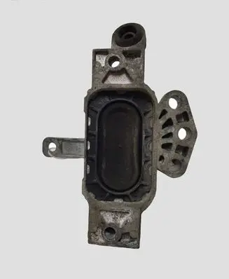 Opel Insignia A Engine mount bracket 13227717 061010 V06100