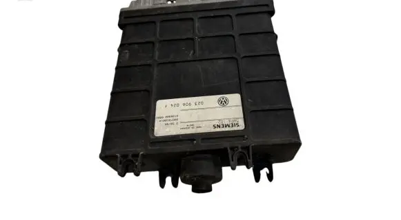 Volkswagen Transporter - Caravelle T4 Engine control unit/module 023906024F 5WP4182 00EF010014