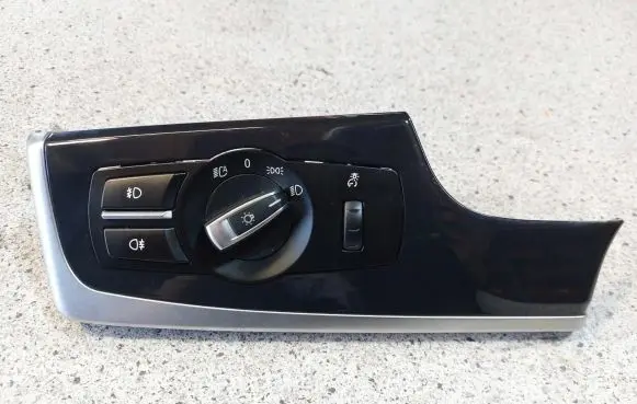BMW 7 F01 F02 F03 F04 Light switch