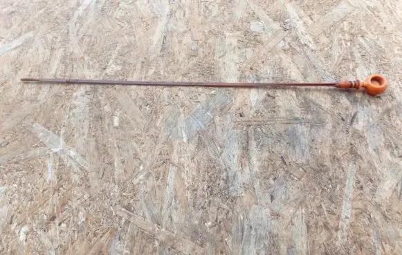 Oil level dip stick
