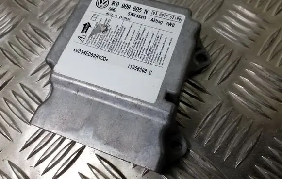 Volkswagen Golf Plus Airbag control unit/module 1K0909605N
