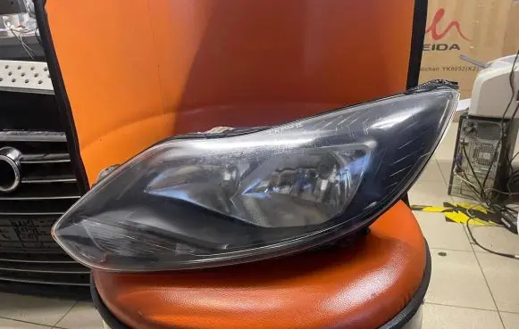 Ford Focus Headlight/headlamp BM5113W030CF BM5113W030