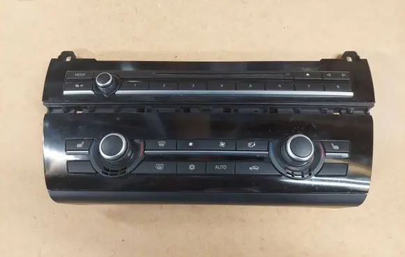 BMW 5 F10 F11 Climate control unit 9263757 0000798482 900252780017