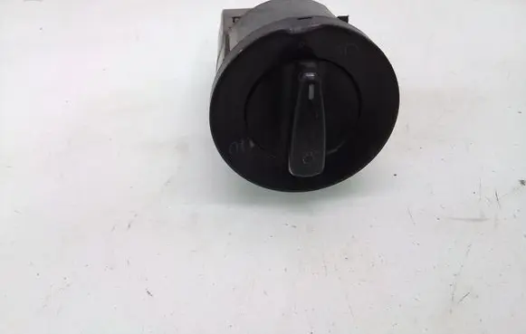 Volkswagen PASSAT B5.5 Light switch 1C0941531