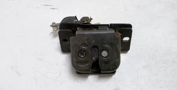 KIA Sorento Tailgate/trunk/boot lock/catch/latch