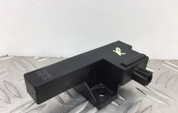 Audi A7 S7 4G Keyless (KESSY) go control unit/module 8K0907247