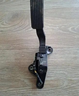 KIA Niro Accelerator throttle pedal 32700AT800