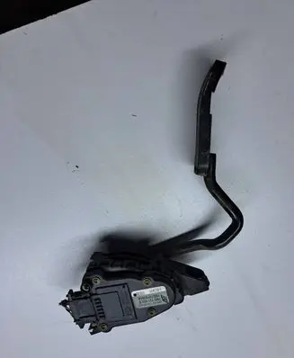 Volkswagen Sharan Accelerator throttle pedal YM219F836AA 6PV00777003
