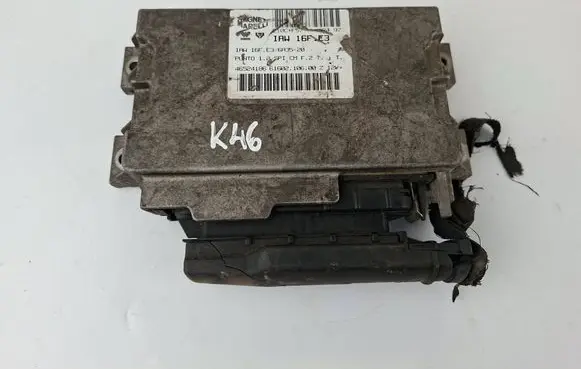Fiat Punto (176) Engine control unit/module 46524186 6160210600
