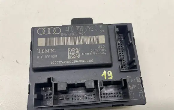 Audi A6 S6 C6 4F Door control unit/module 4F0959792C 4F0910792C 0033TFK0001