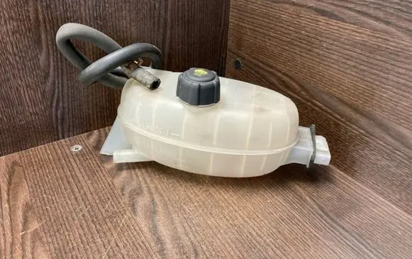 Renault Trafic II (X83) Coolant expansion tank/reservoir 7700312900 91165571