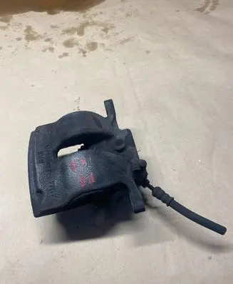 BMW 2 F46 Front brake caliper 49037B