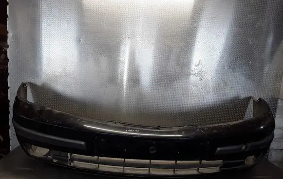 Renault Laguna II Front bumper