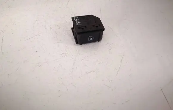 Volkswagen Golf IV Electric window control switch 3B0959855B