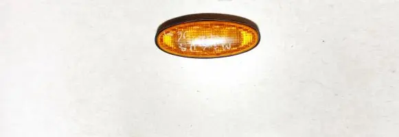 Mazda 323 Front fender indicator light 0464120