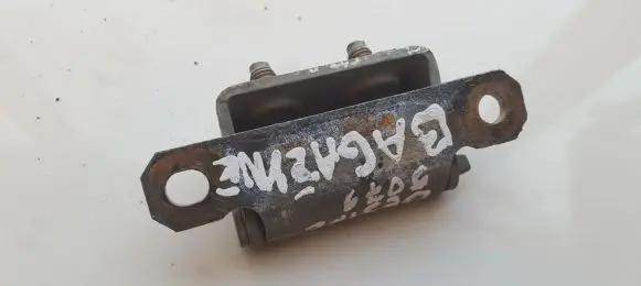 Nissan Primera Tailgate/trunk/boot hinge