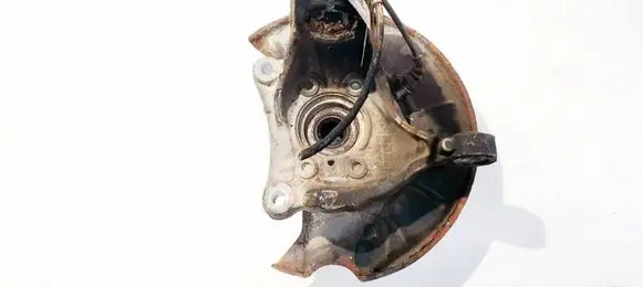 Volkswagen PASSAT B6 Front wheel hub