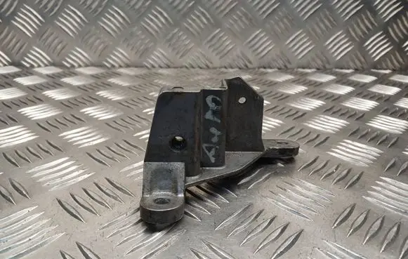 Audi A4 S4 B6 8E 8H Gear shift cable bracket 4B0713125D