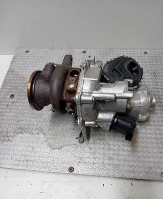 Volkswagen Polo VI Turbo 06K145654K 150418020353