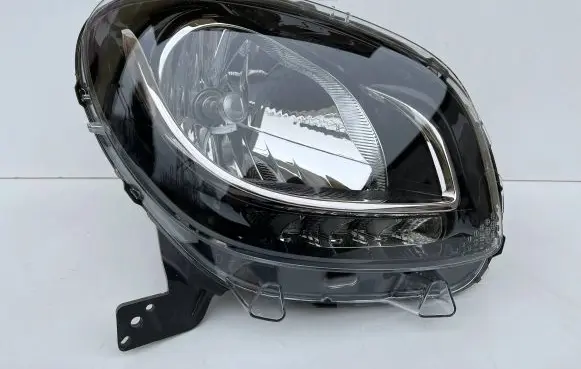 Smart ForTwo III C453 Headlight/headlamp A4539069400 L90057796 260108571R