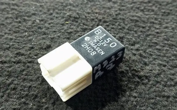 Mazda 323 F Other relay 1MASEN 2H08 DC12V