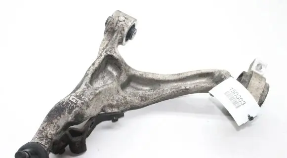 Infiniti Q50 Front lower control arm/wishbone