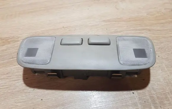Toyota RAV 4 (XA20) Front seat light