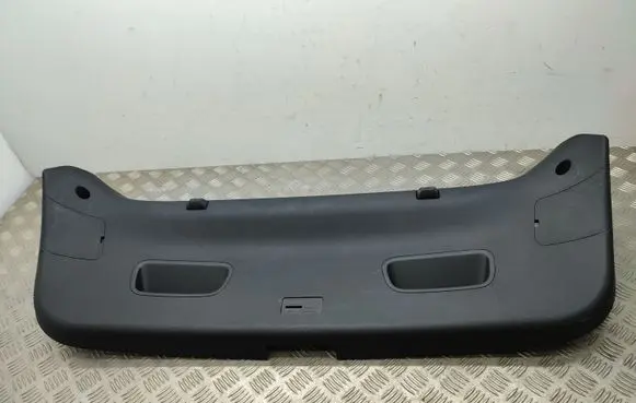 KIA Ceed Tailgate/boot cover trim set 