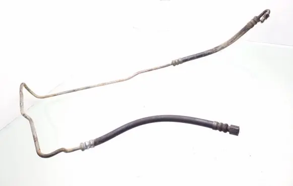 Volkswagen Golf V Power steering hose/pipe/line 90447985