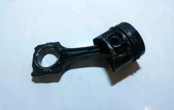 Renault Laguna I Piston with connecting rod