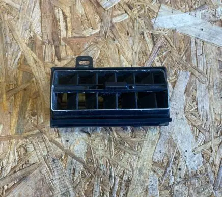 Mercedes-Benz S W126 Dashboard side air vent grill/cover trim 1268310530