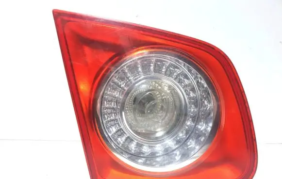 Volkswagen Jetta V Tailgate rear/tail lights