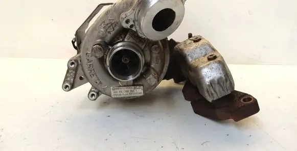 Volkswagen PASSAT B7 Turbo 03L253010F