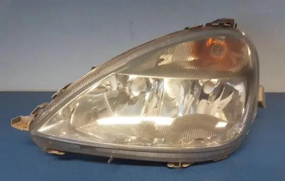 Mercedes-Benz A W168 Headlight/headlamp A1688201761 0301192201