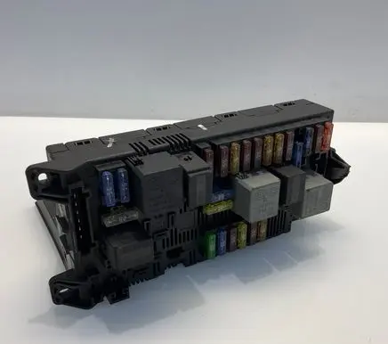 Mercedes-Benz E W211 Fuse module 2115453801 00009481A A2115453801