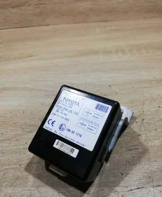 Toyota Corolla E140 E150 Door control unit/module 897410f010