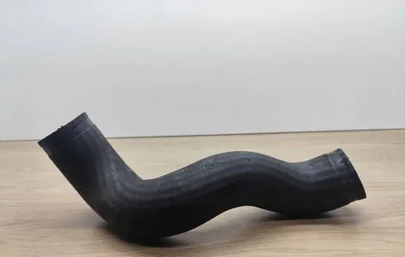 Volvo XC90 Intercooler hose/pipe 30766440