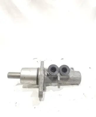 Volkswagen PASSAT B5 Master brake cylinder 2435altur