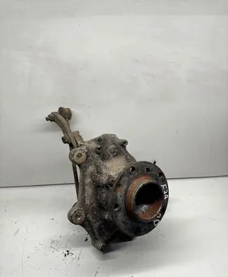 BMW 5 E39 Front wheel hub spindle knuckle 31211092854 1092854