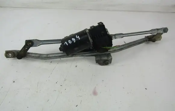 Audi A6 S6 C5 4B Front wiper linkage 